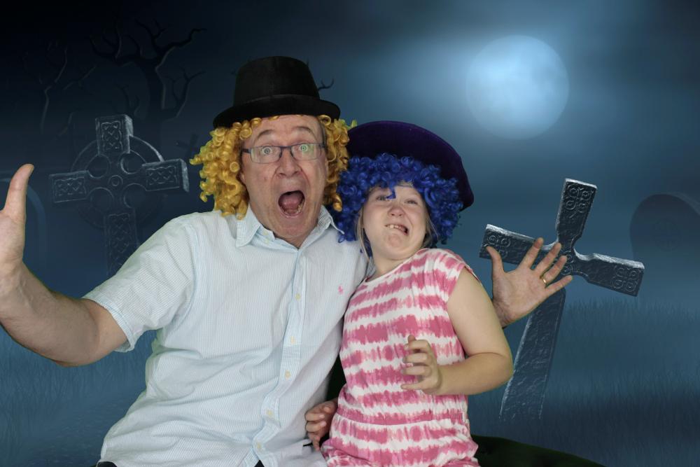Leavers BBQ | View more photos from the event at gallery.myphotoboothexperience.co.uk/u/MyPhotoBoothExperienceLtd/Leavers-BBQ